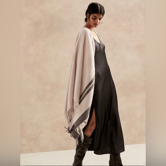 Banana Republic Border Stripe Wool-Blend Poncho - Picture 3 of 8